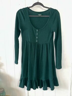 Wild fable Forest Green Ruffle Hem Long Sleeve Knit babydoll Dress size medium